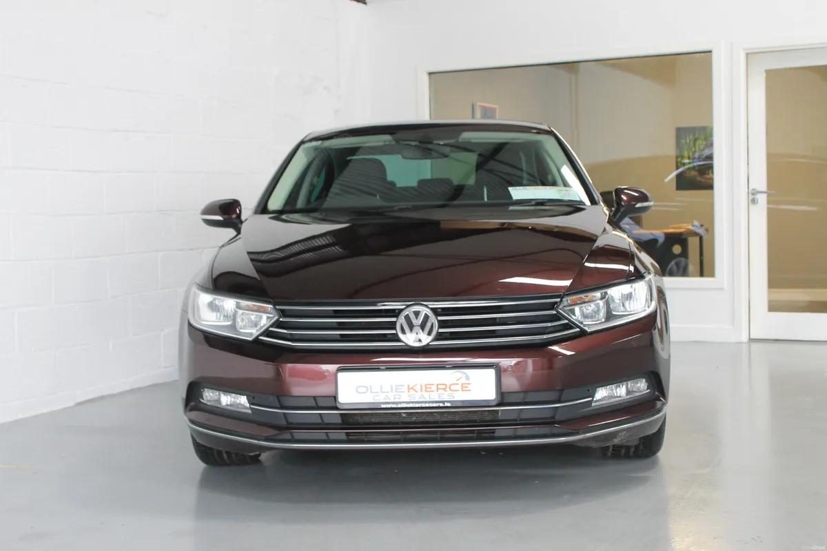 Volkswagen Passat 2016, Automatic Highline - Image 2