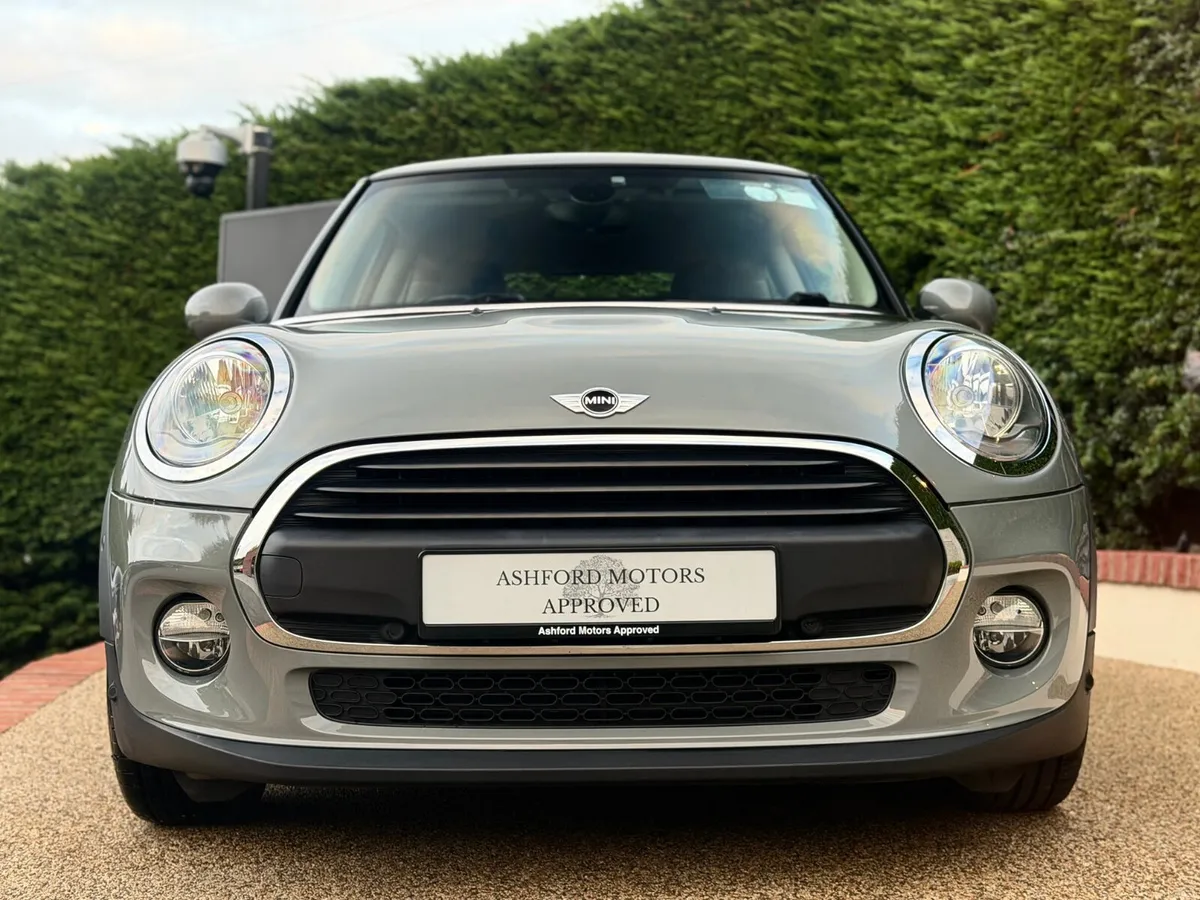 Mini One 2016 Diesel Tiny Miles - Image 2