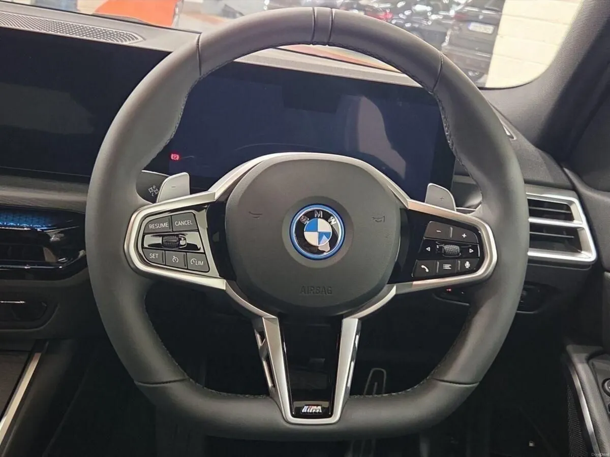 BMW 3-Series 330e M Sport Saloon - Image 5