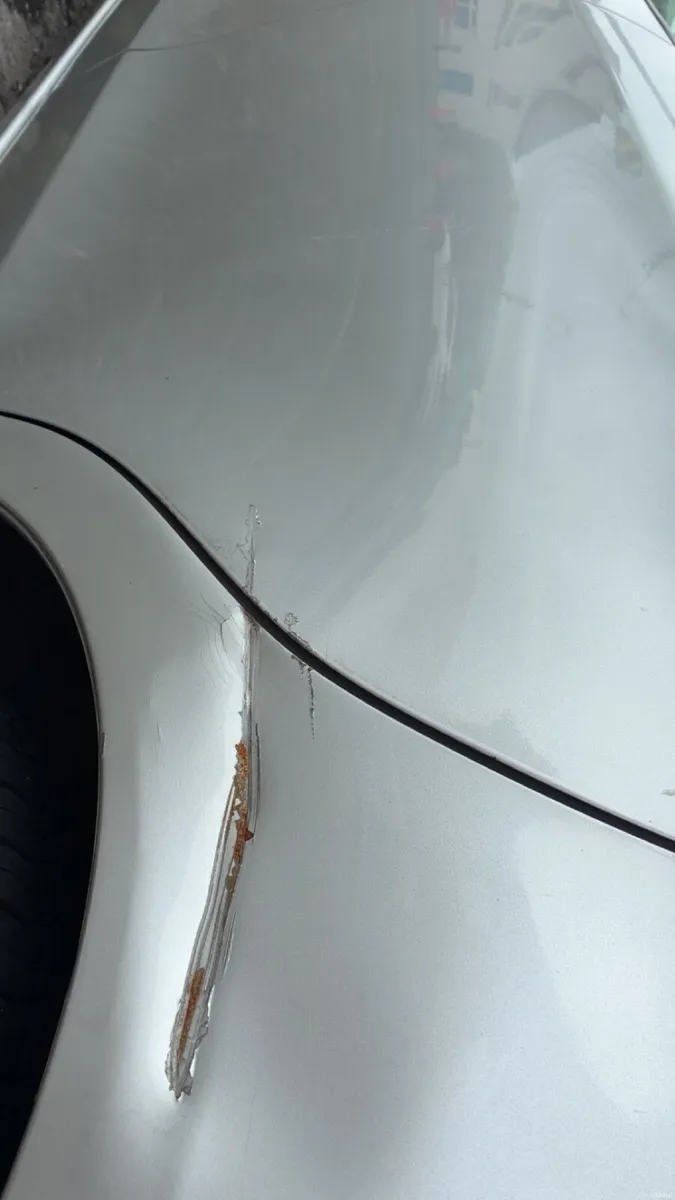 Toyota Yaris 2013 - Image 2
