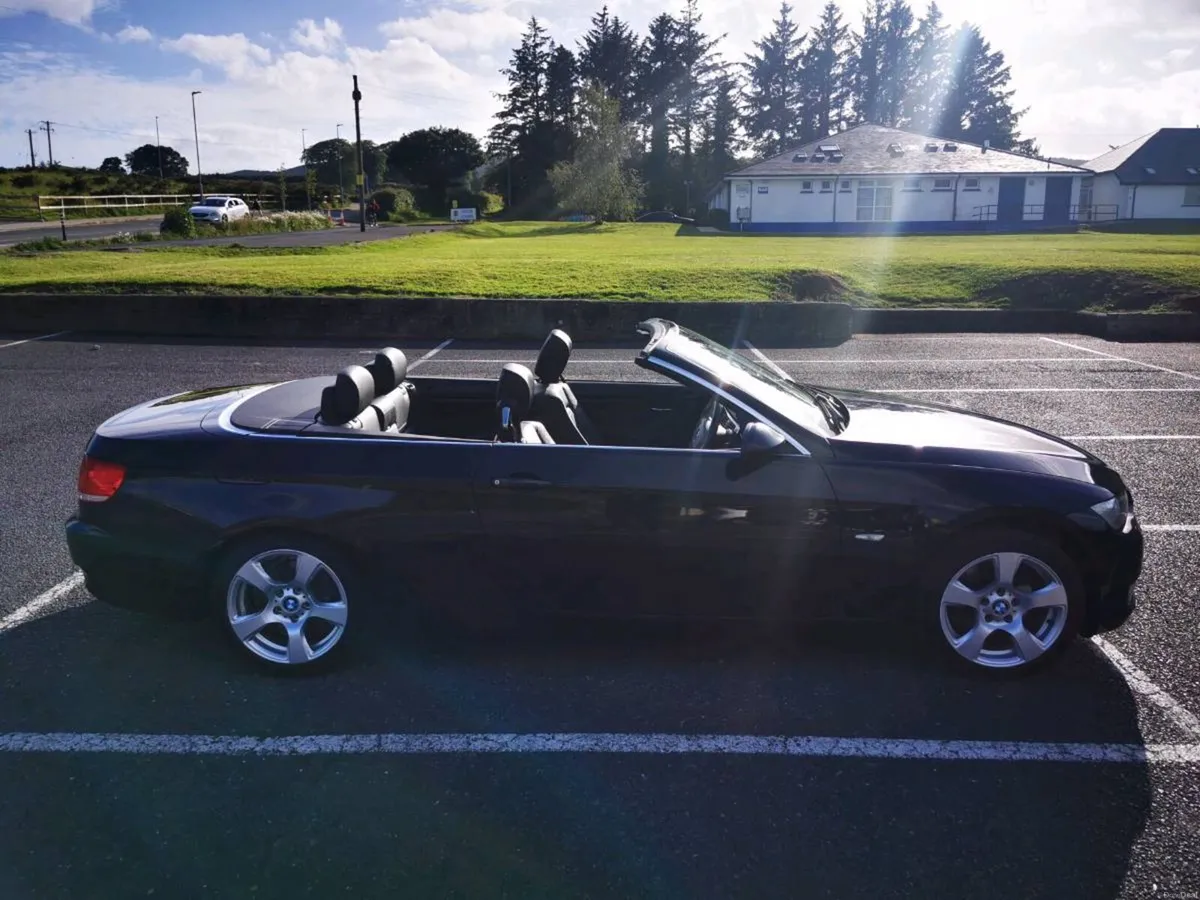 BMW E93 convertible - Image 3