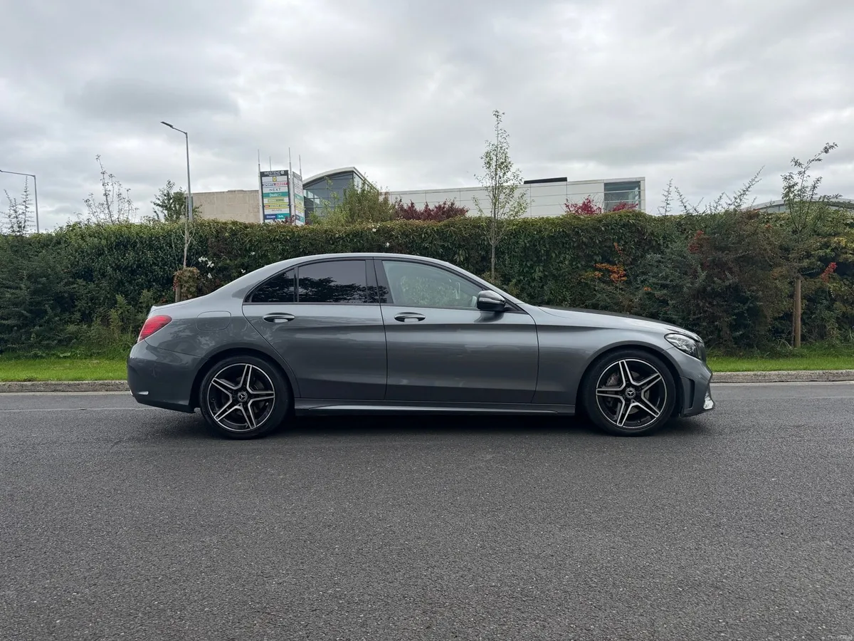 Mercedes-Benz C-Class Saloon Petrol Hybrid Grey - Image 2