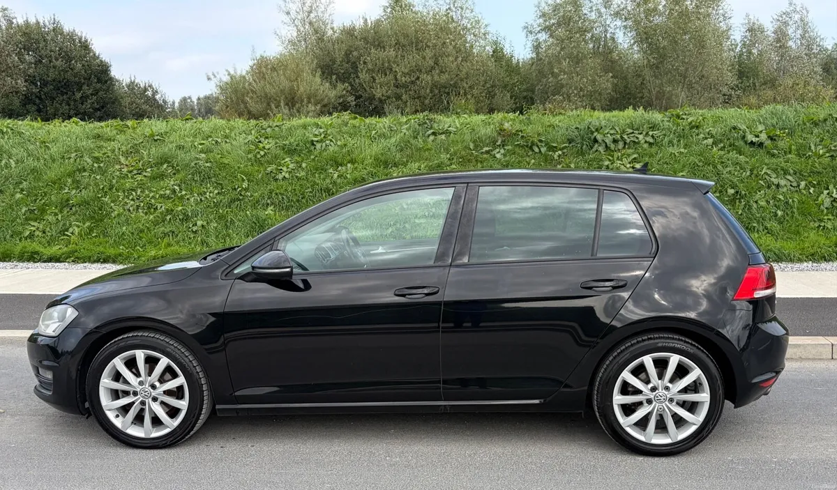 Volkswagen Golf 2.0Tdi GT Highline 2014 - Image 3