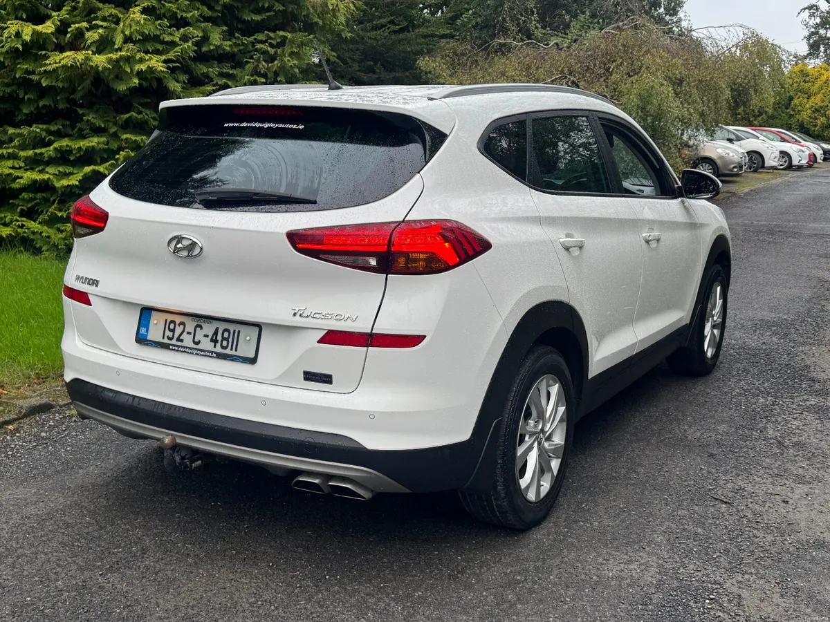 19 Hyundai Tucson 1.6crdi comfort plus - Image 4
