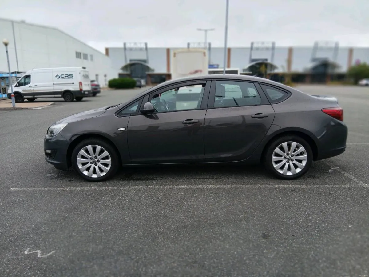 Opel astra 1.3 cdti 2015 - Image 4