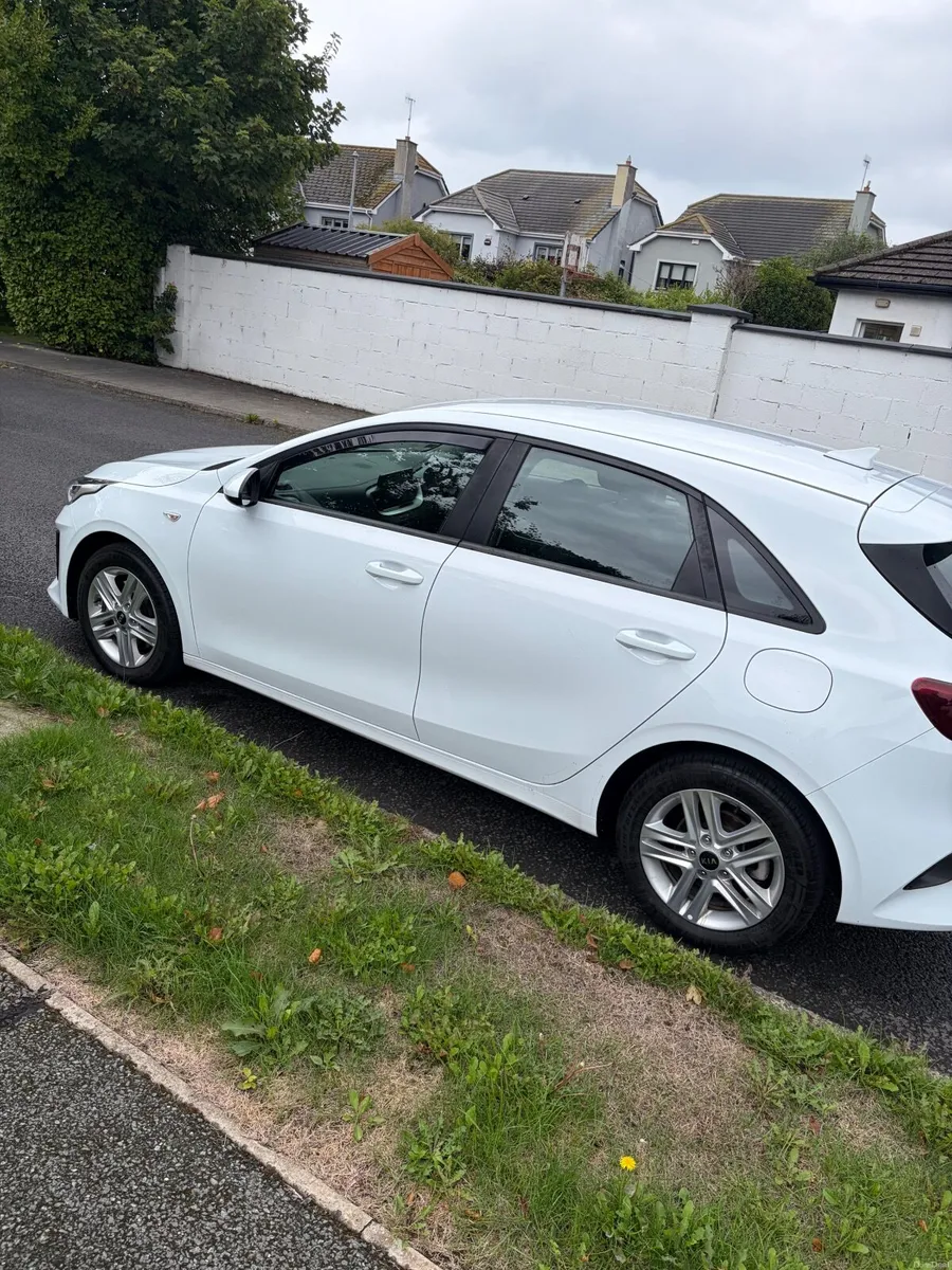 Kia Ceed 2021 - Image 4