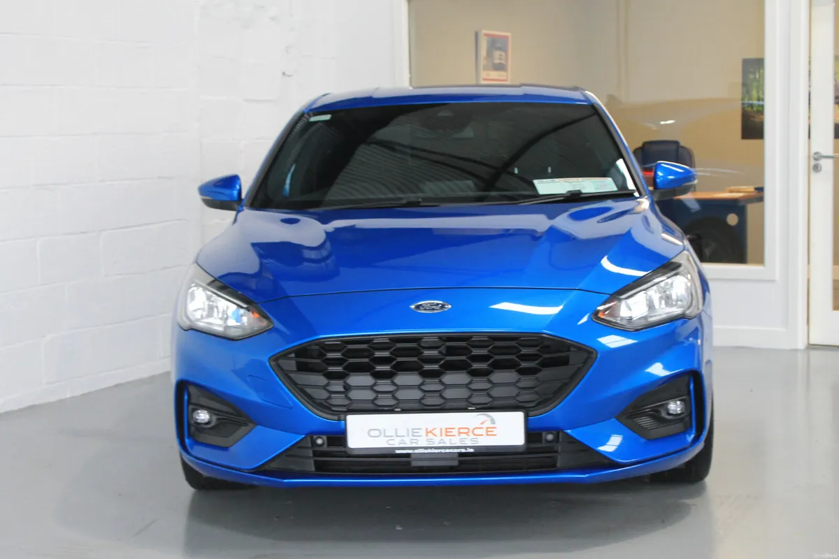 Ford Focus 2019, ST-Line Finance Arranged - Image 2