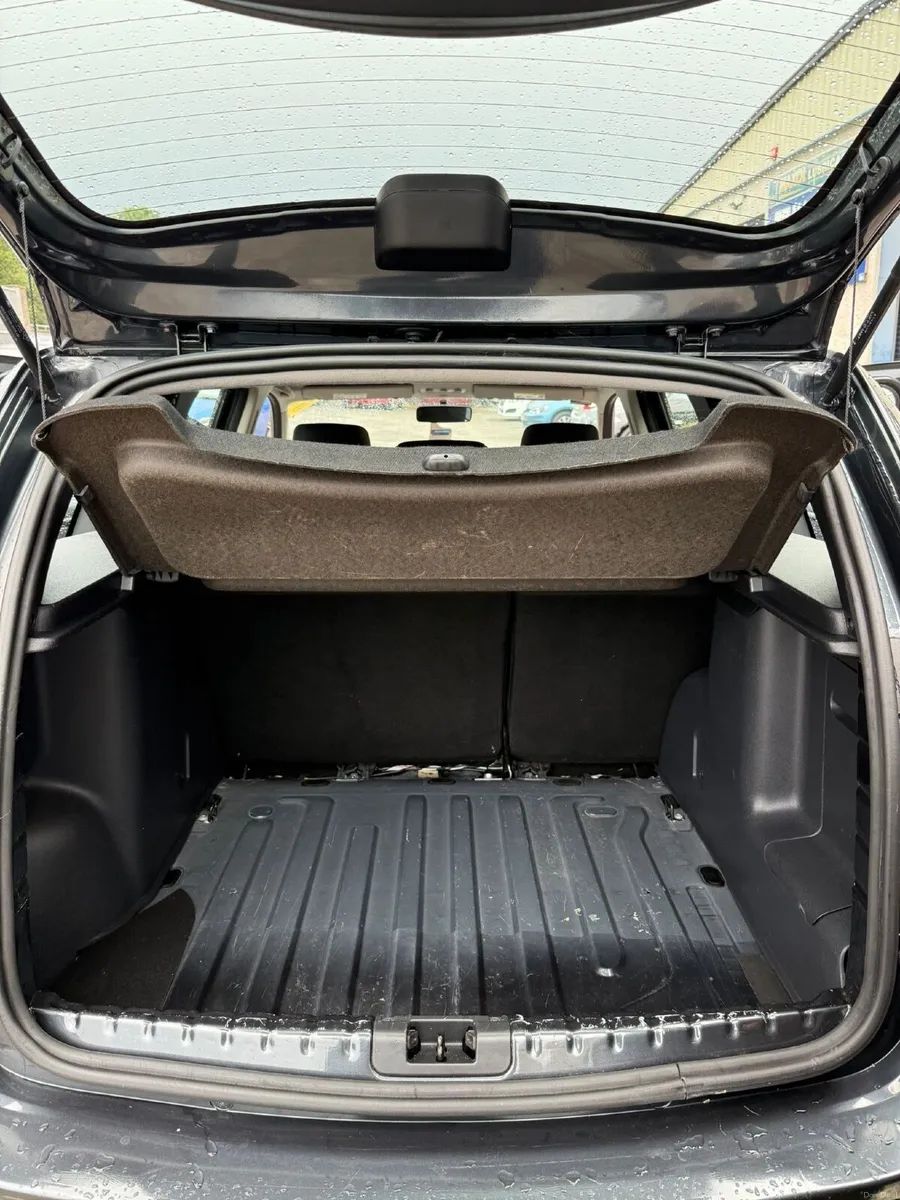Dacia Duster 2016 - Image 2