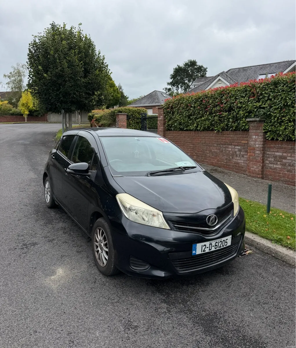 2012 Toyota Vitz Automatic 1.0 petrol | NCT 7/27 - Image 1