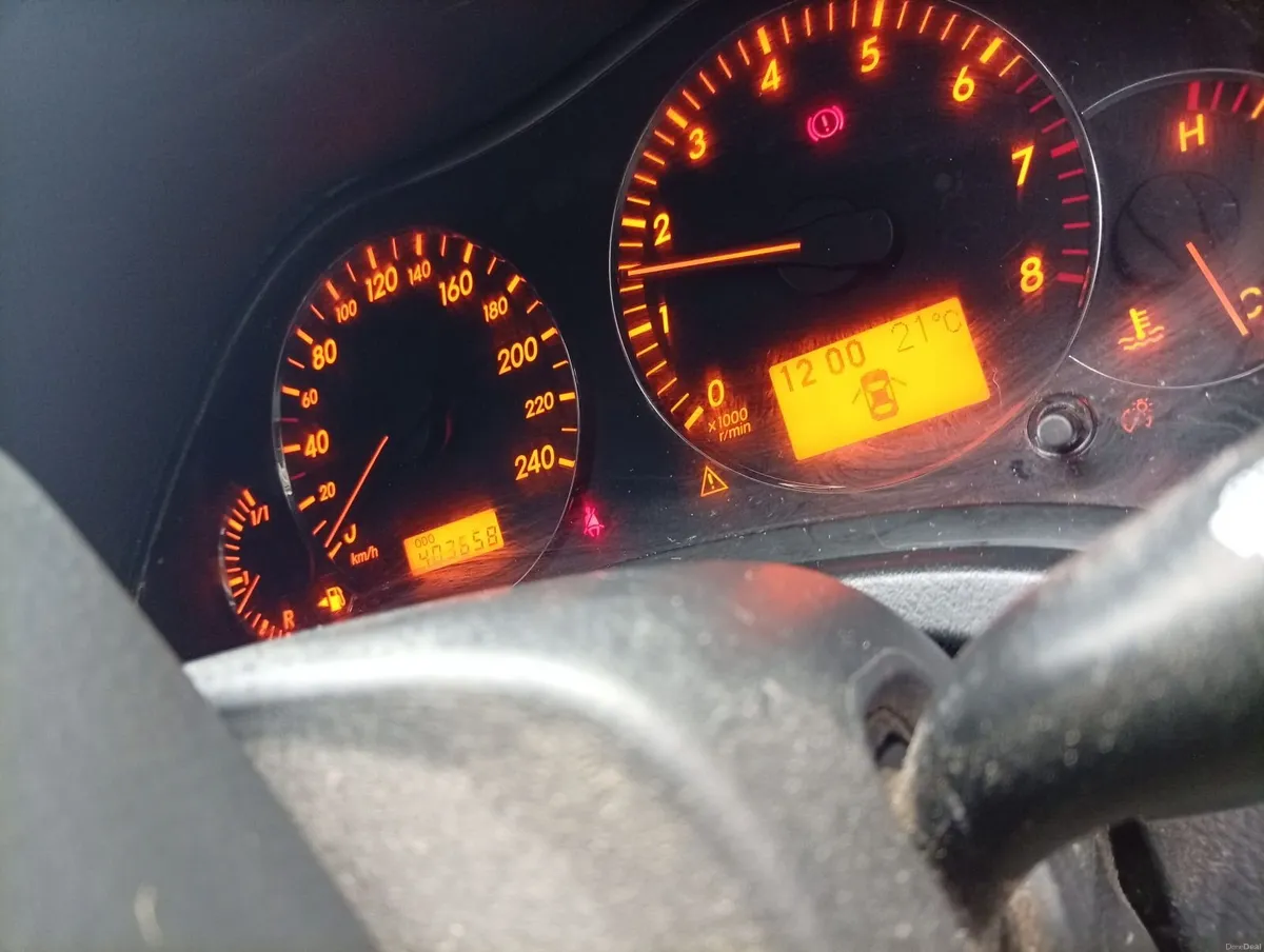 Toyota Avensis 2006 - Image 5