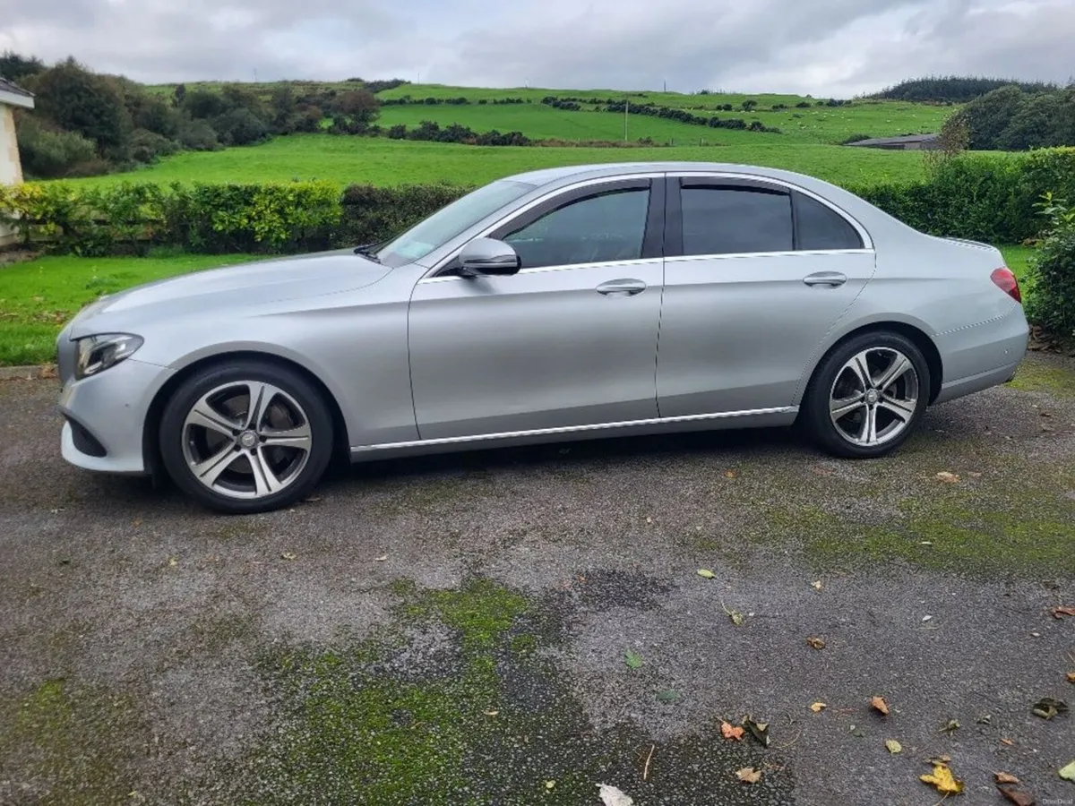 Mercedes-Benz E-Class 2016 Avantgarde - Image 4