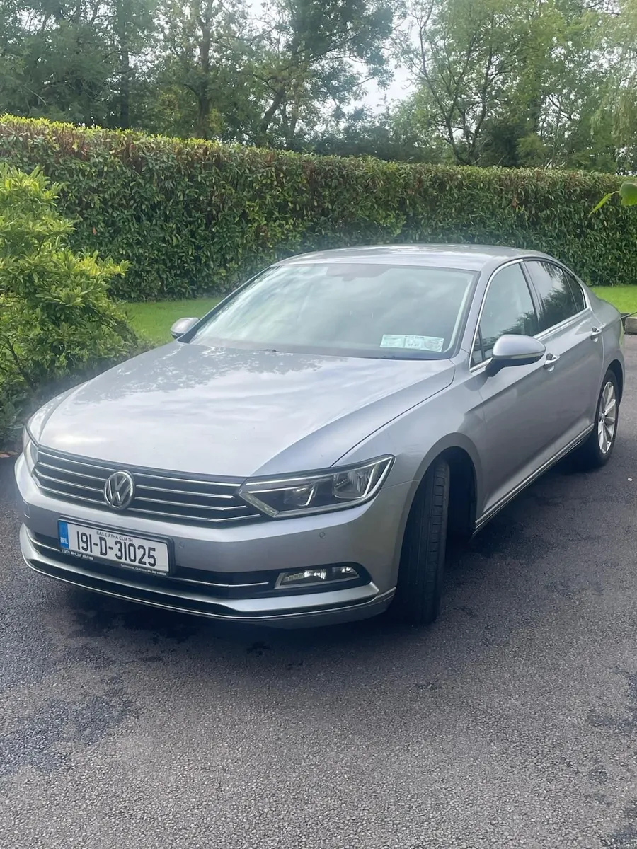 Volkswagen Passat 2019 - Image 1