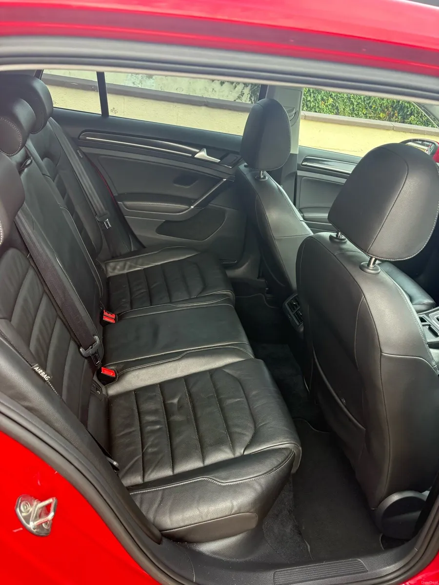 Volkswagen Golf - Image 6