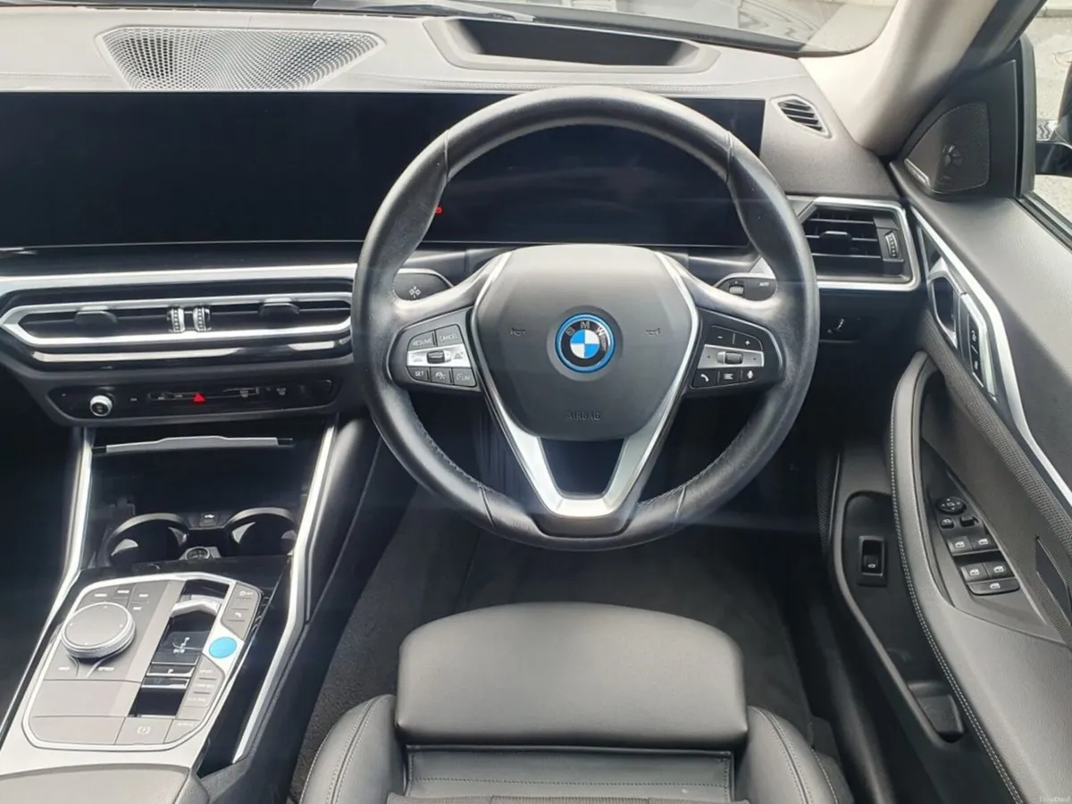 BMW i4 eDrive35 Sport - Image 5