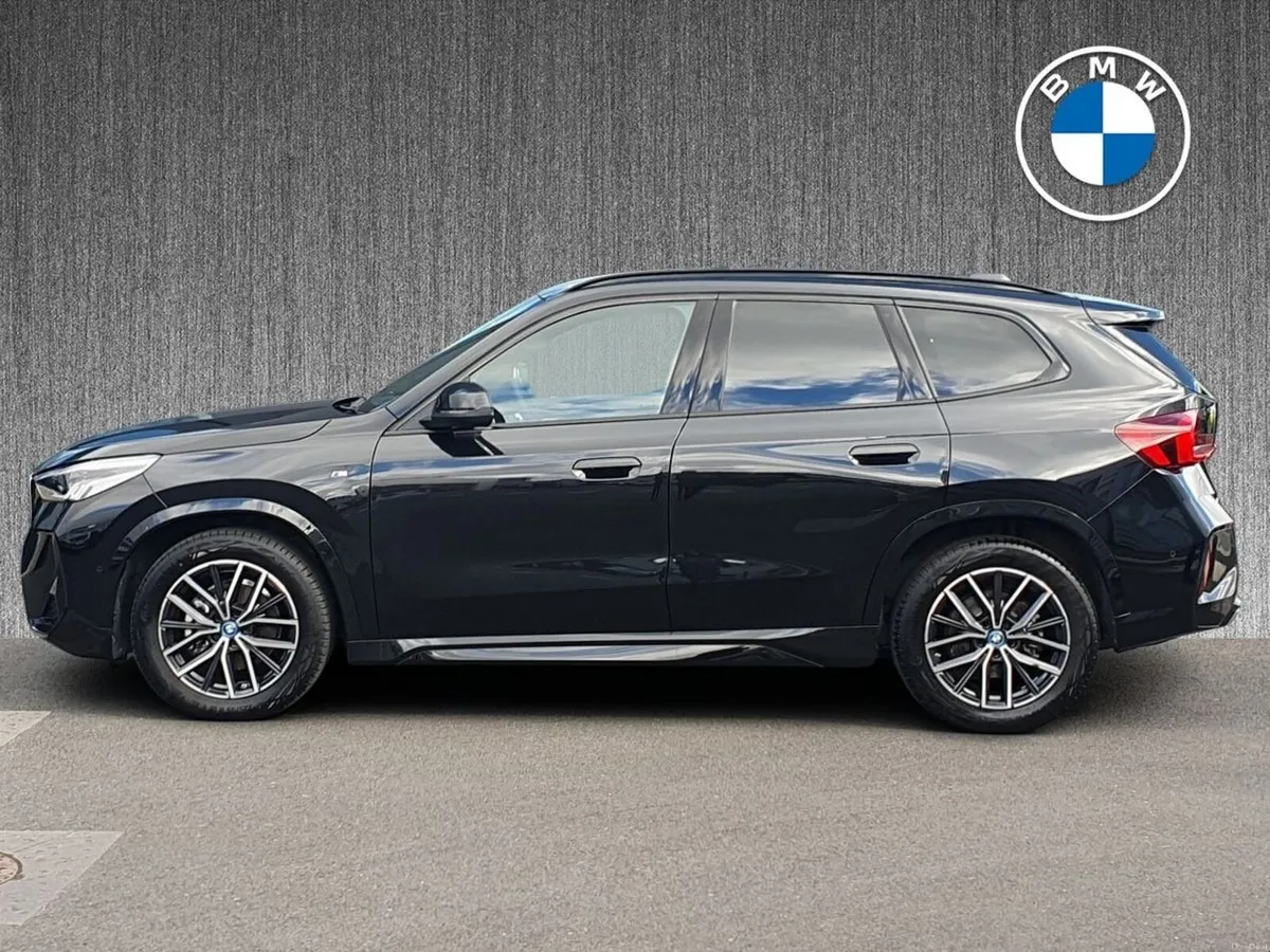 BMW iX1 eDrive20 M Sport - Image 3
