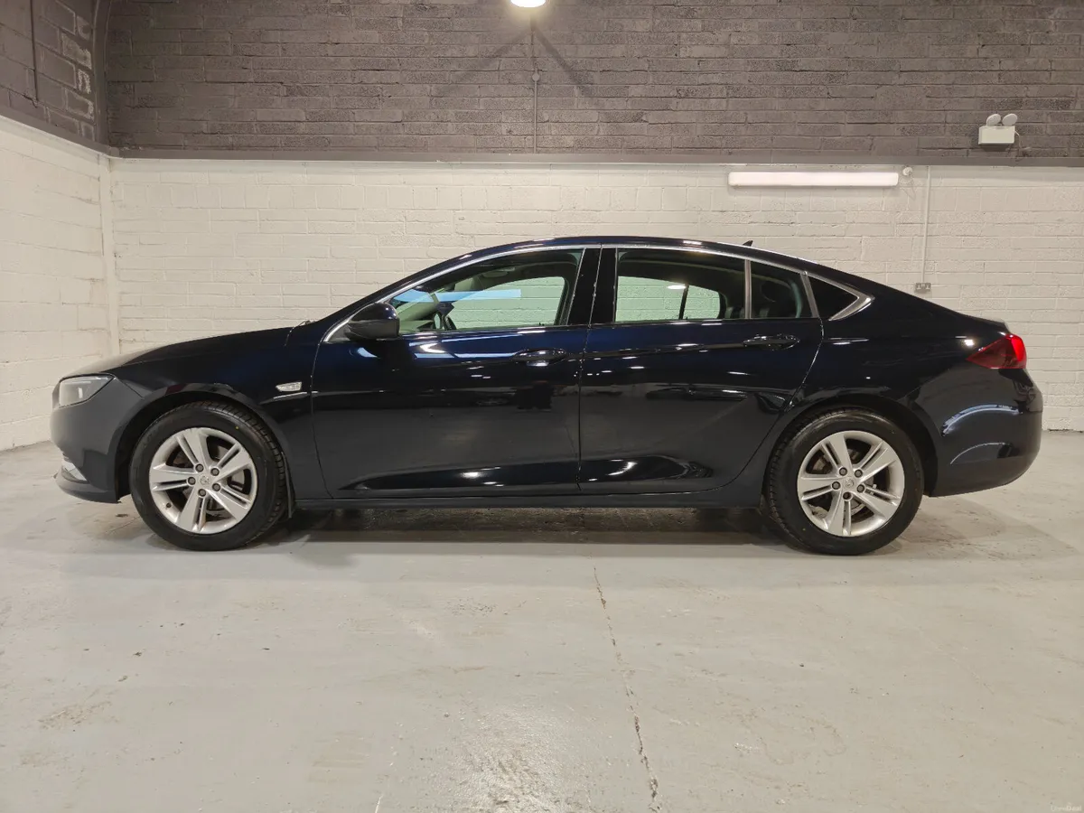 2020 OPEL INSIGNIA 1.6L CDTI HATCHBACK - Image 4