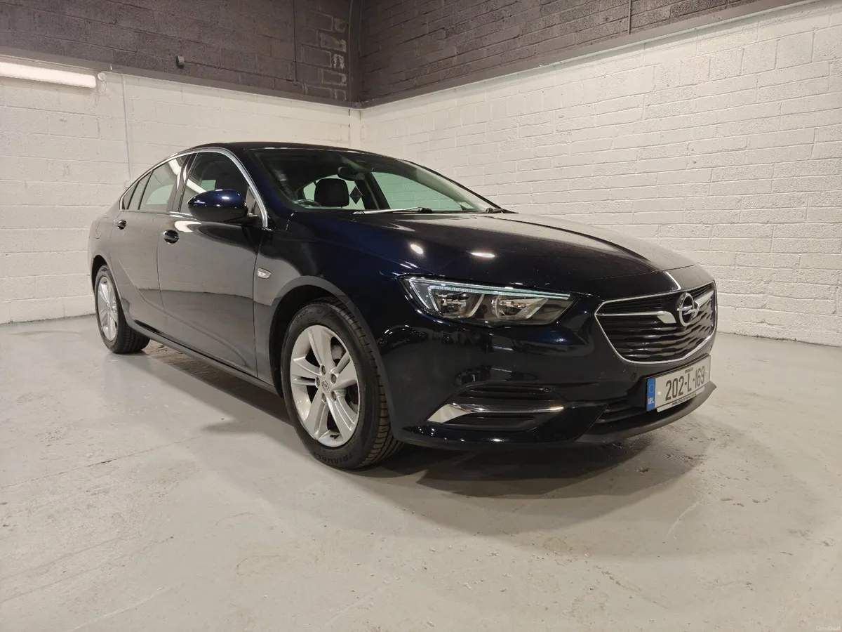 2020 OPEL INSIGNIA 1.6L CDTI HATCHBACK - Image 1