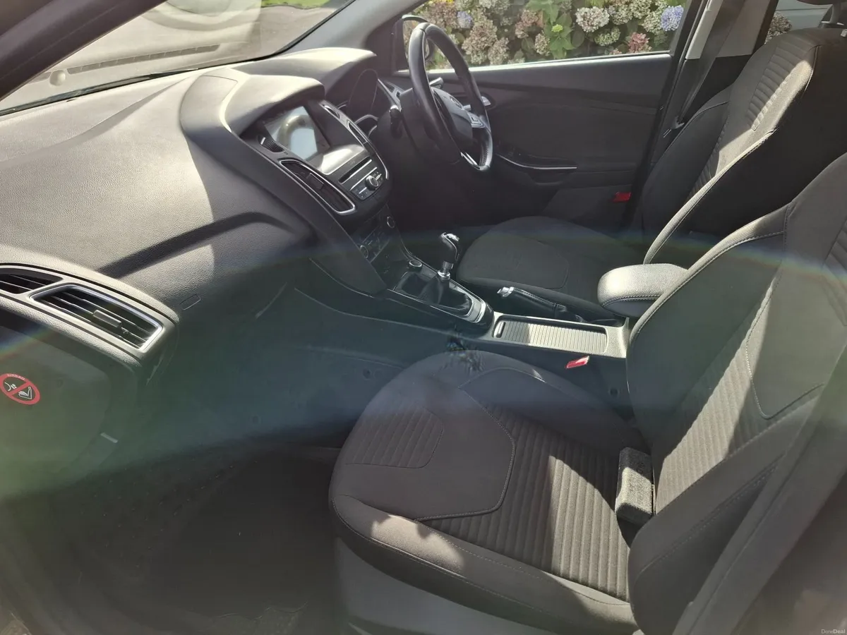 Ford Focus 2017 - Image 5