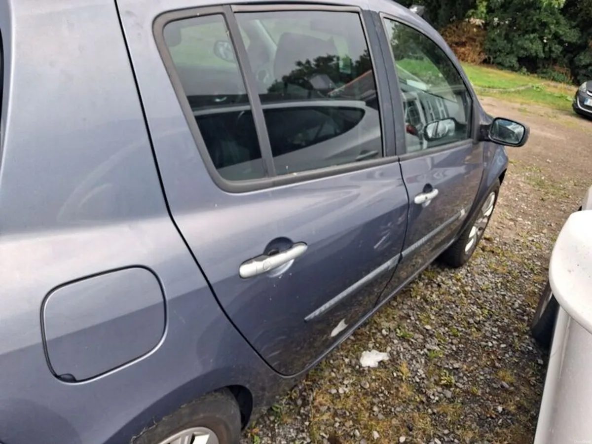 2008 Renault Clio deposit taken - Image 6