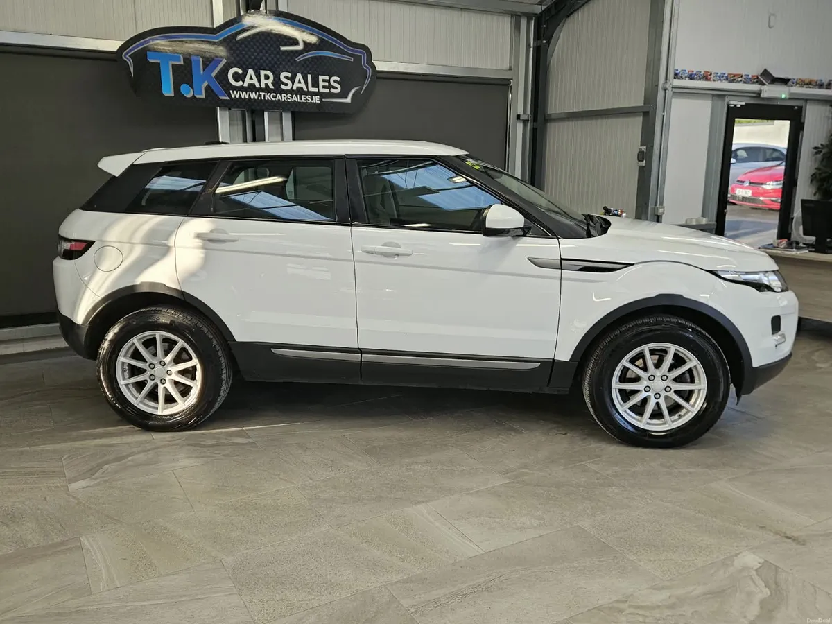 15 LAND ROVER RANGE ROVER EVOQUE PURE TD4 A - Image 3
