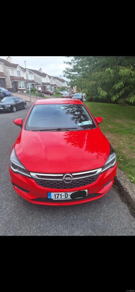 Opel Astra 2017 - Image 1