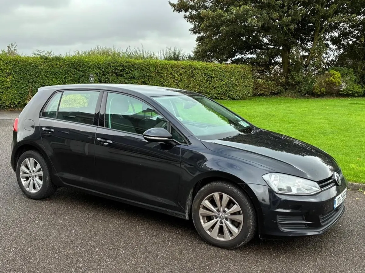 Volkswagen Golf 2013 - Image 1