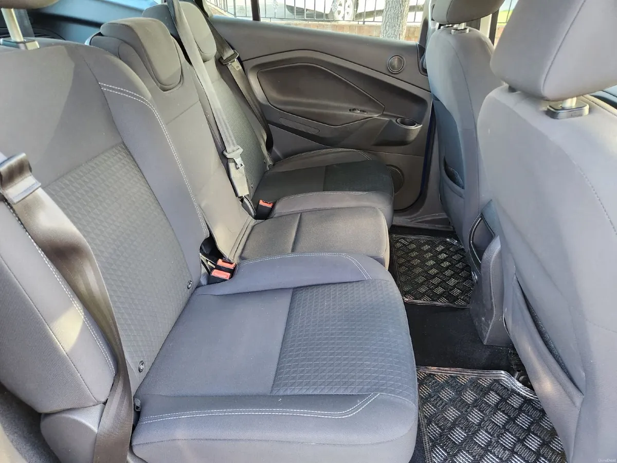 Ford Grand C-Max 2016 - Image 6