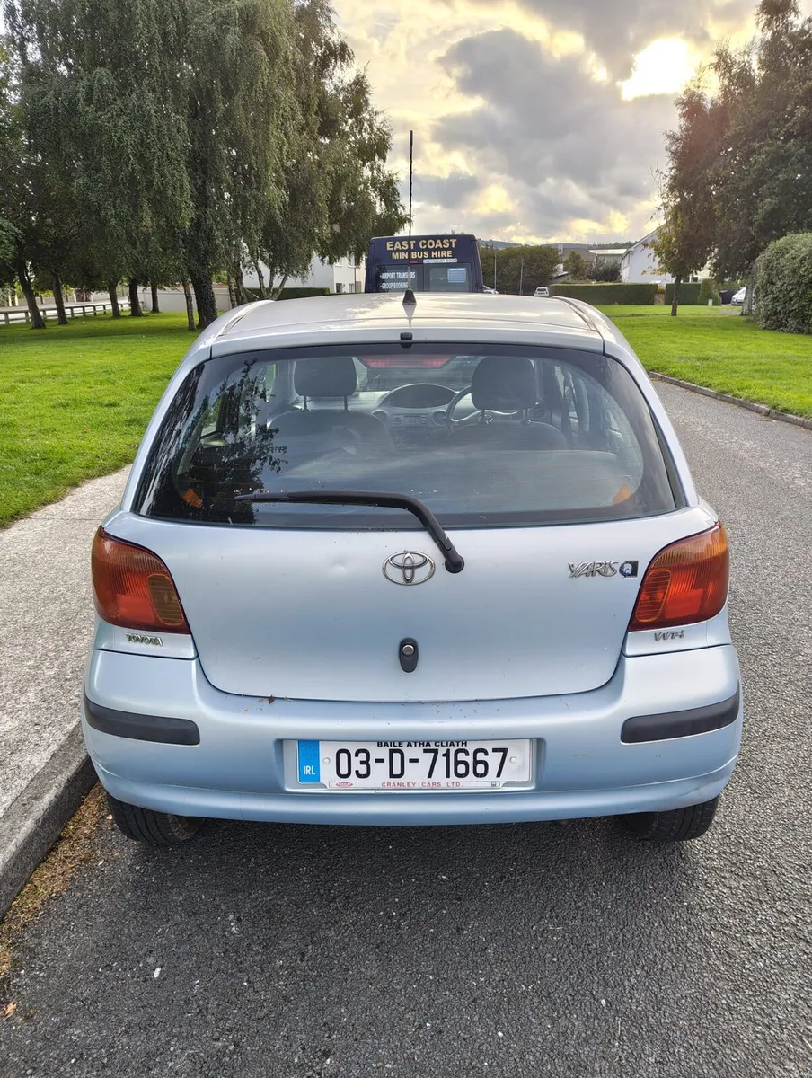 03 toyota yaris - Image 5