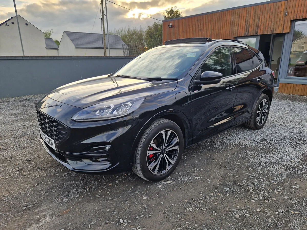 Ford Kuga 2023 - Image 2