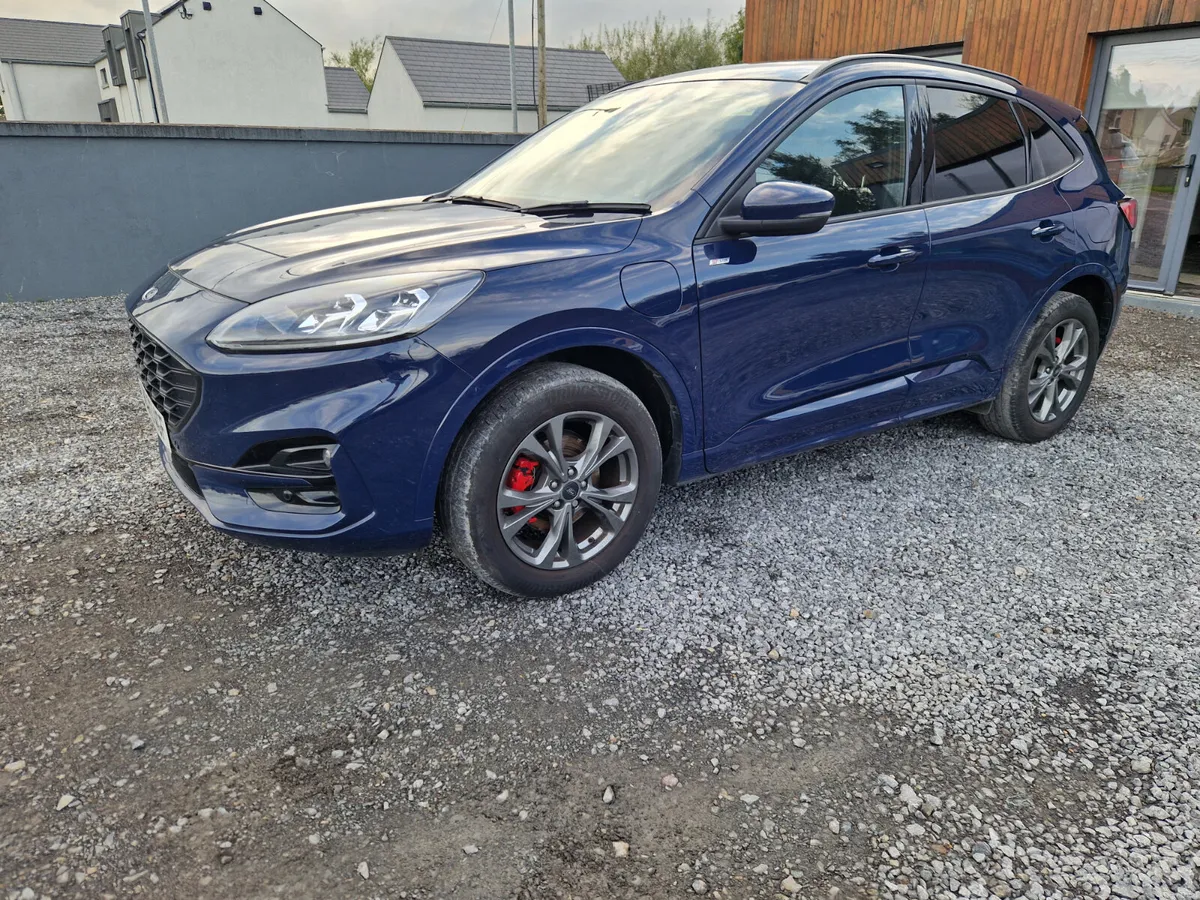 Ford Kuga 2023 - Image 3