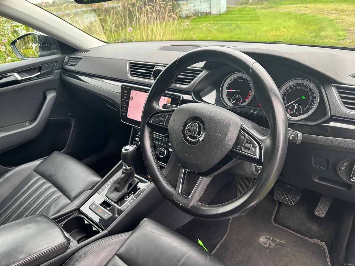 Skoda Superb L&K 2017 Automatic - Image 4