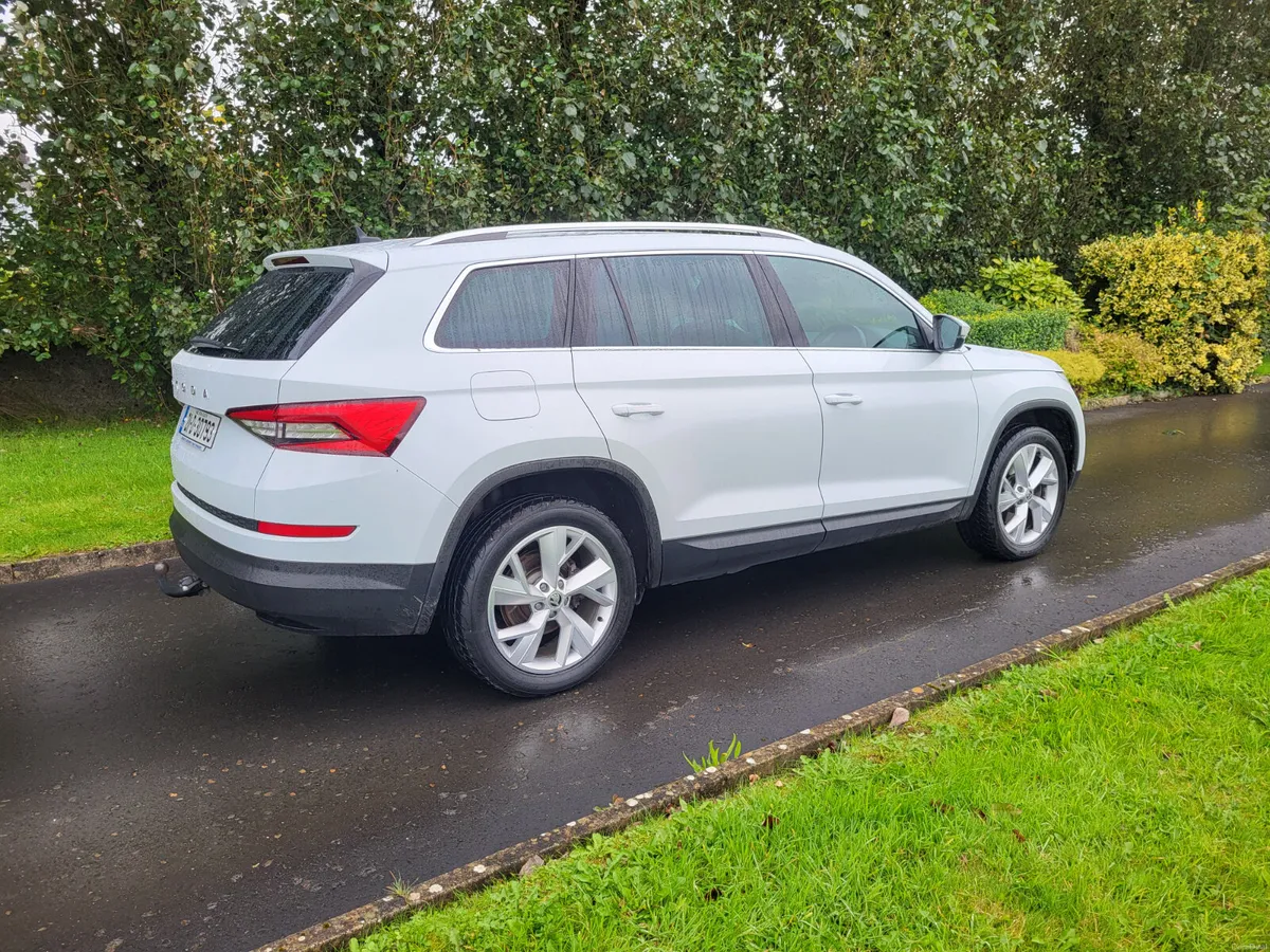 Skoda Kodiaq STYLE LEATHER  AUTOMATIC - Image 2