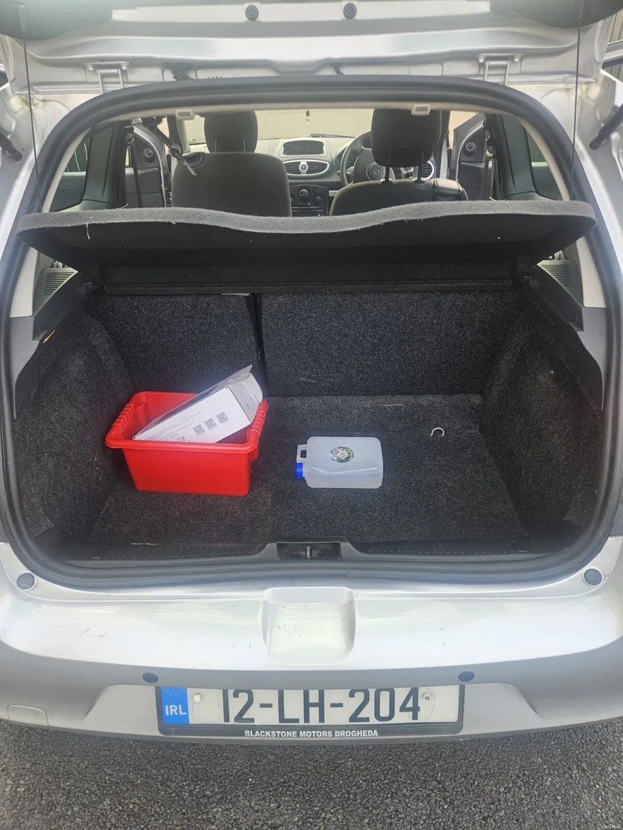 Renault Clio - Image 4
