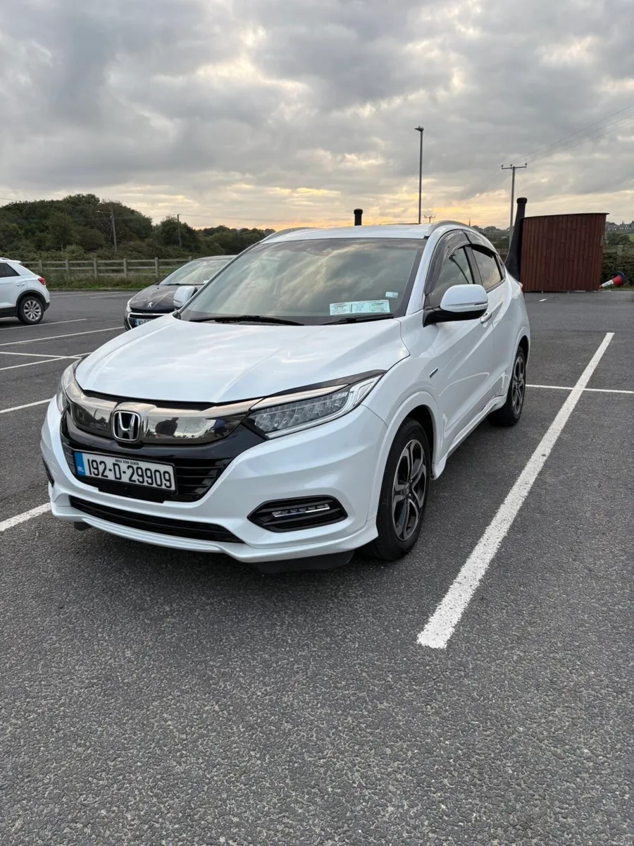 Honda Vezel - Image 1