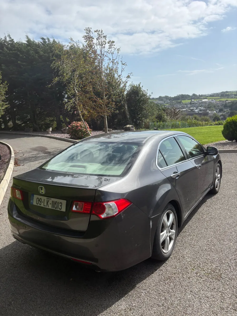 Honda Accord 2009 - Image 4