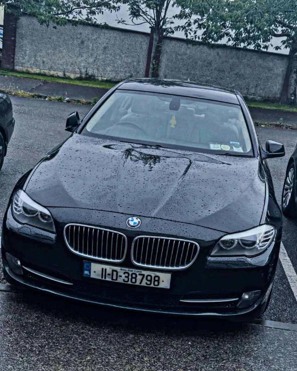 BMW 5-Series 2011 - Image 5