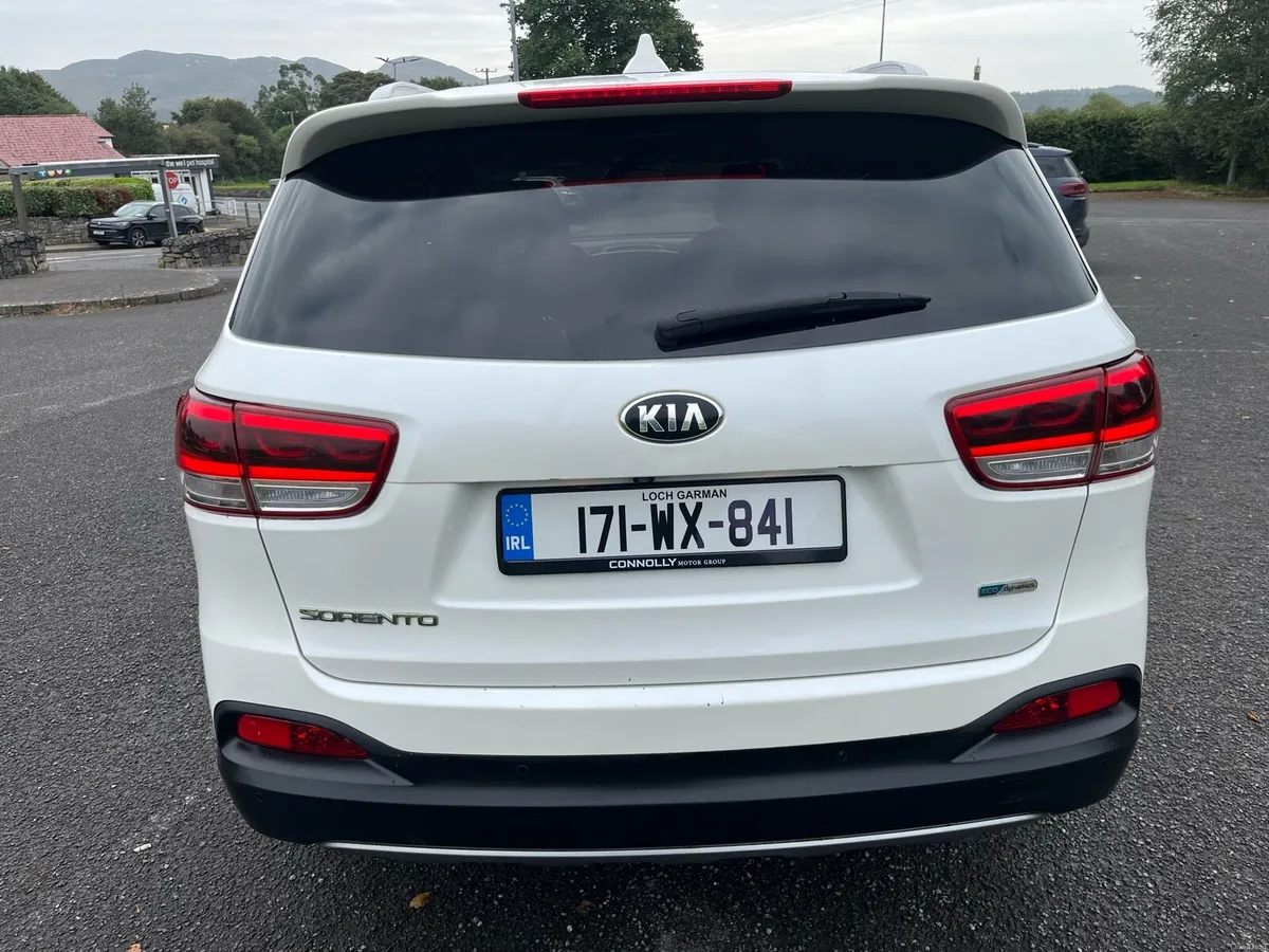 Mint 17 Kia Sorento 7 seater High spec - Image 6
