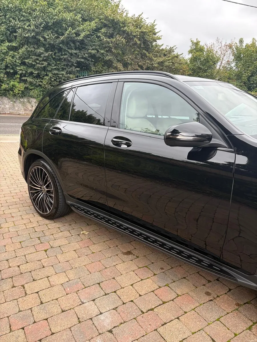 Mercedes Benz GLC 250 AMG - Image 4