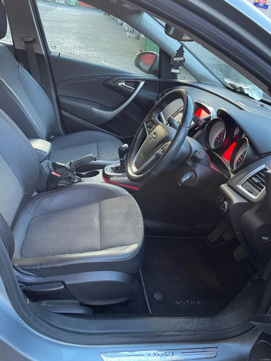 Opel Astra 1.7 CDTI - Image 6