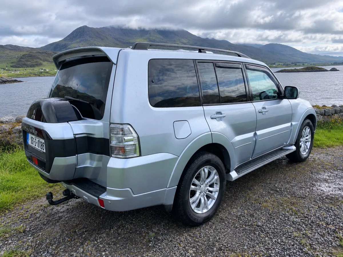 ⭐️Mitsubishi Pajero LWB Crewcab Mint Condition ⭐️ - Image 5