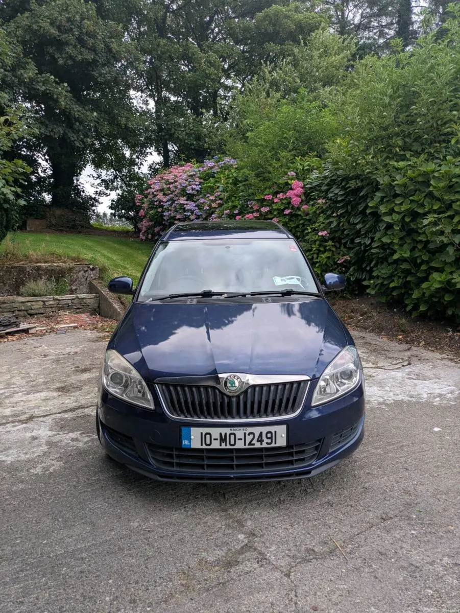 Car - Image 2