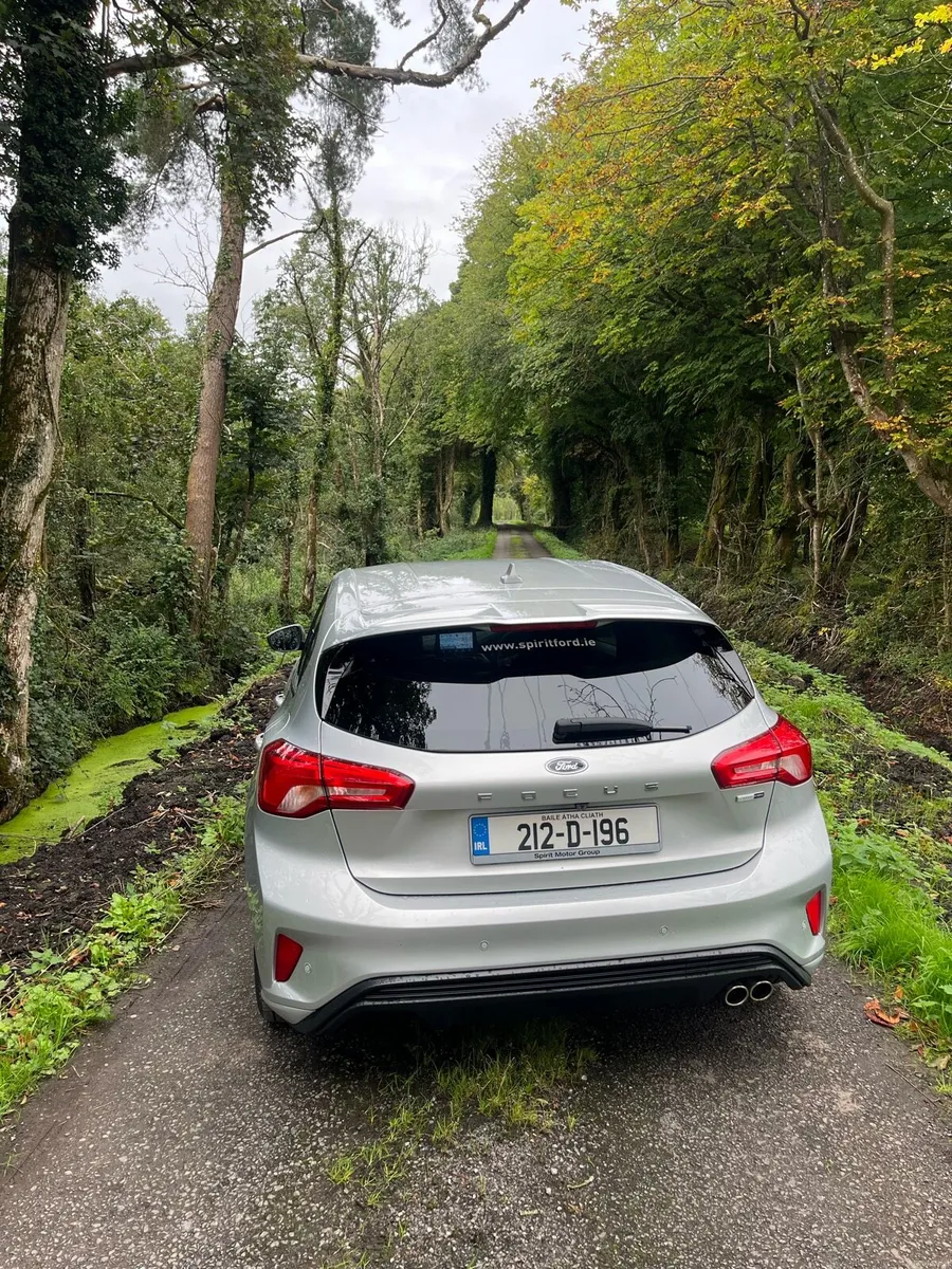 Ford Focus eco boost ST line 2021 (LOW MILAGE) - Image 2