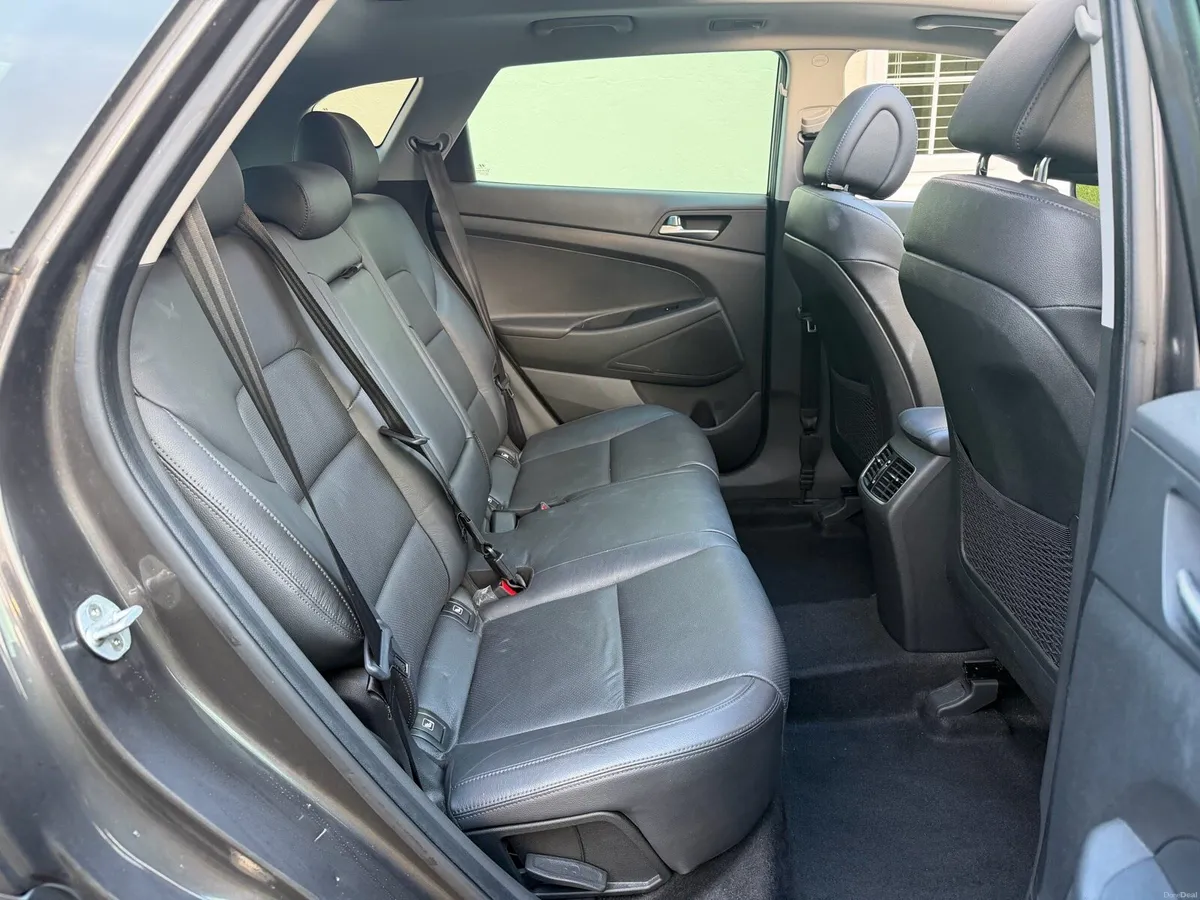 2016 Hyundai Tuscon Premium - NCT 02/28 - Image 5