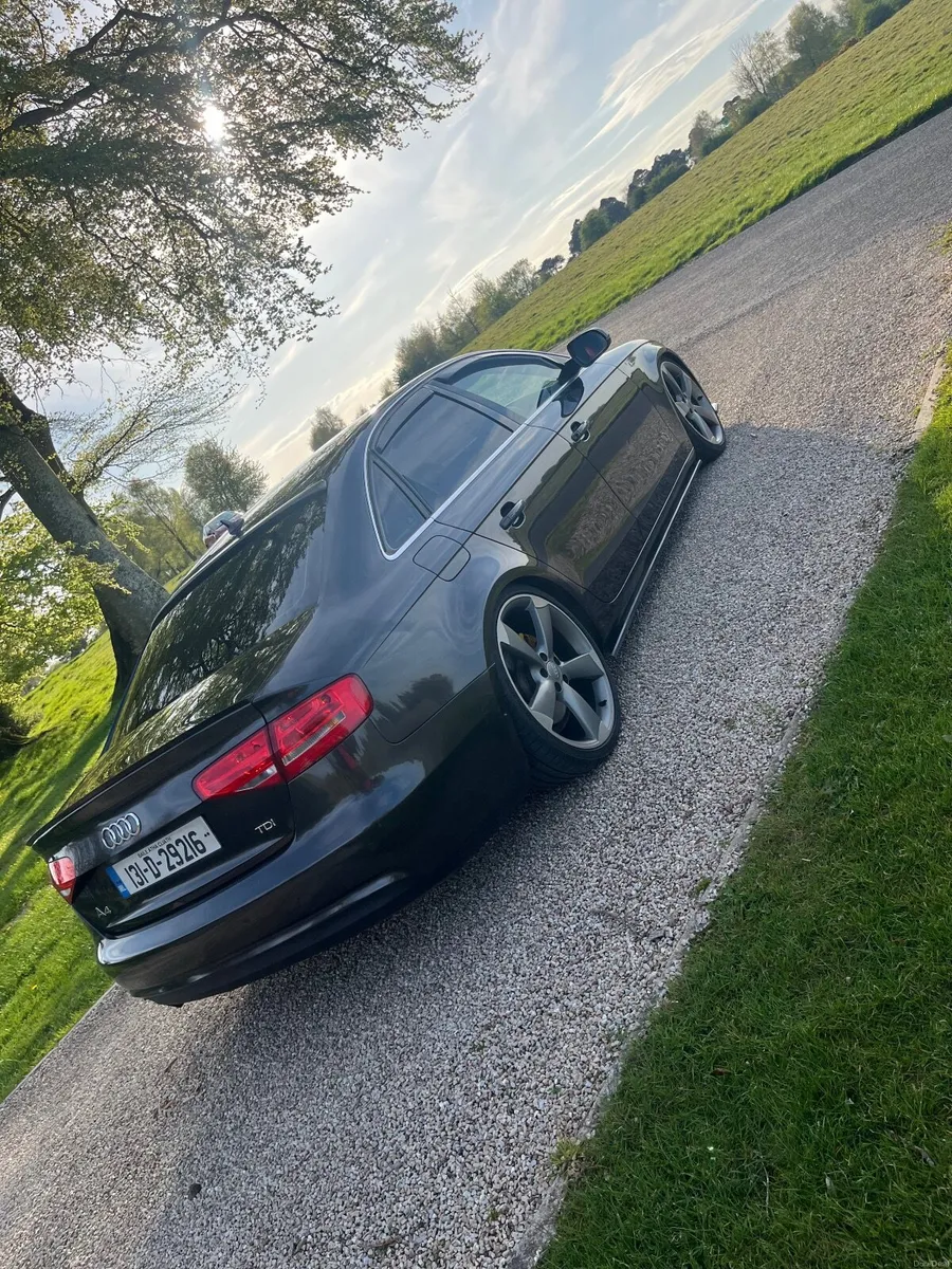 Audi A4 2013 - Image 4