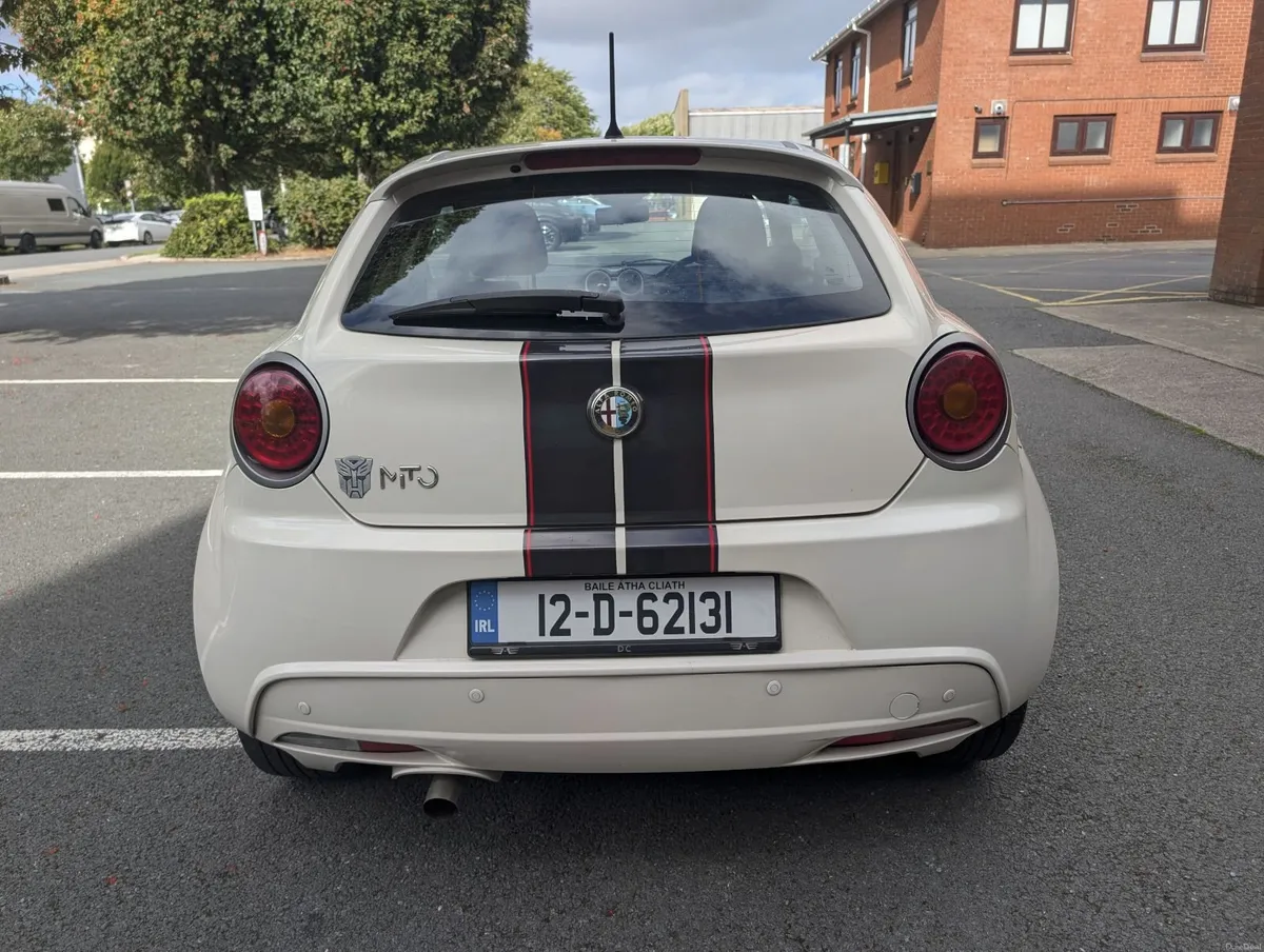 Alfa Romeo MiTo 0.9 TwinAir – White, Italian style - Image 5