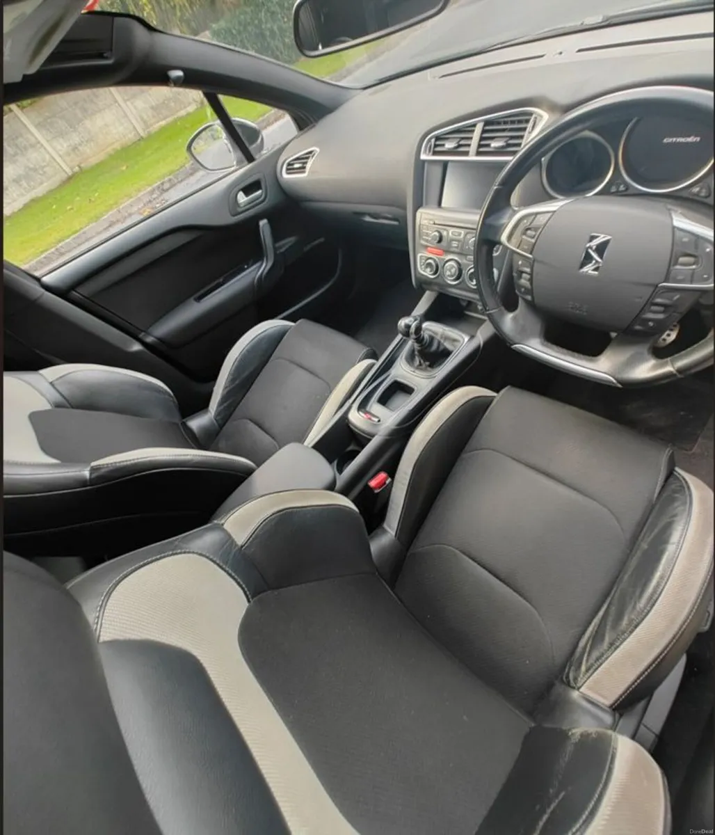 Citroen DS4 1.6 e-HDi Airdream 2014 - Image 4