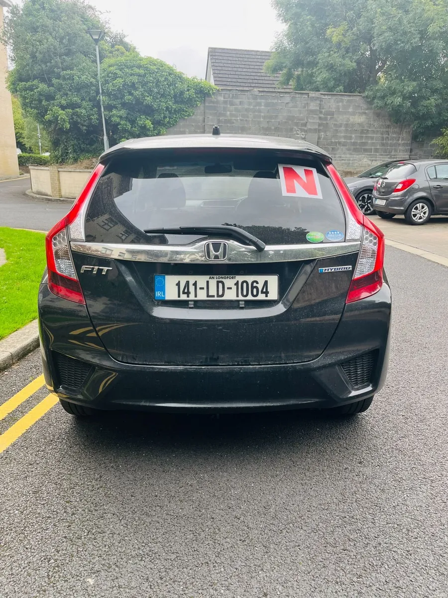 Honda Fit 2014 - Image 2