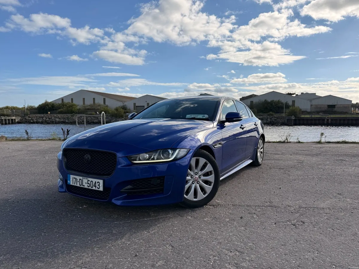 2017 Jaguar XE R-Sport 180ps High Spec - Image 2