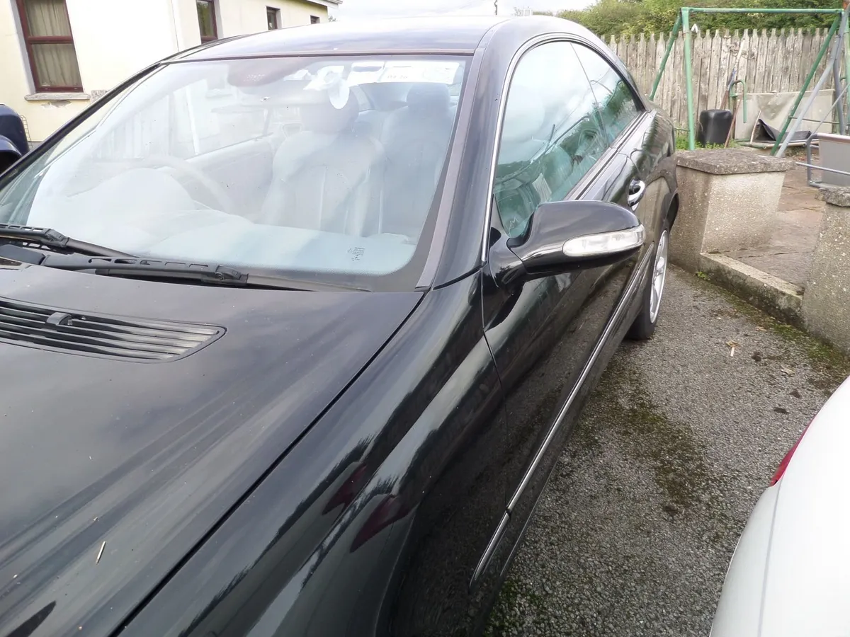 Mercedes-Benz C-Class 2011 - Image 4
