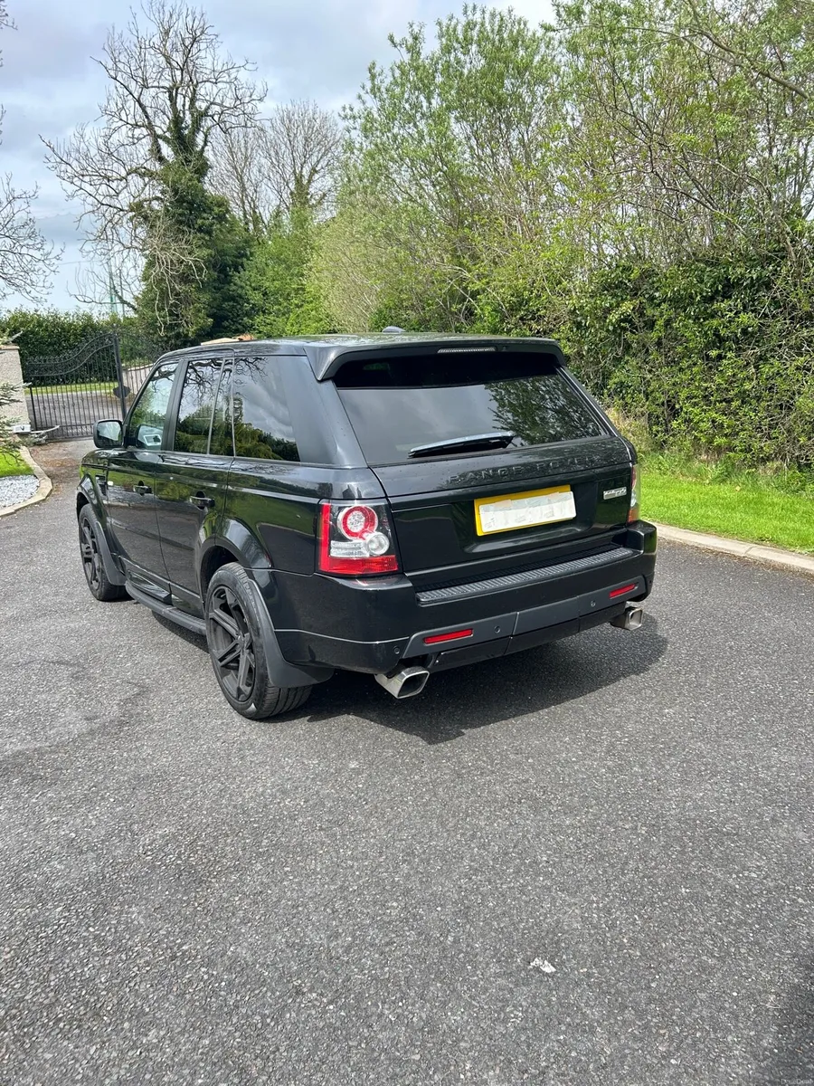 Car - Image 4